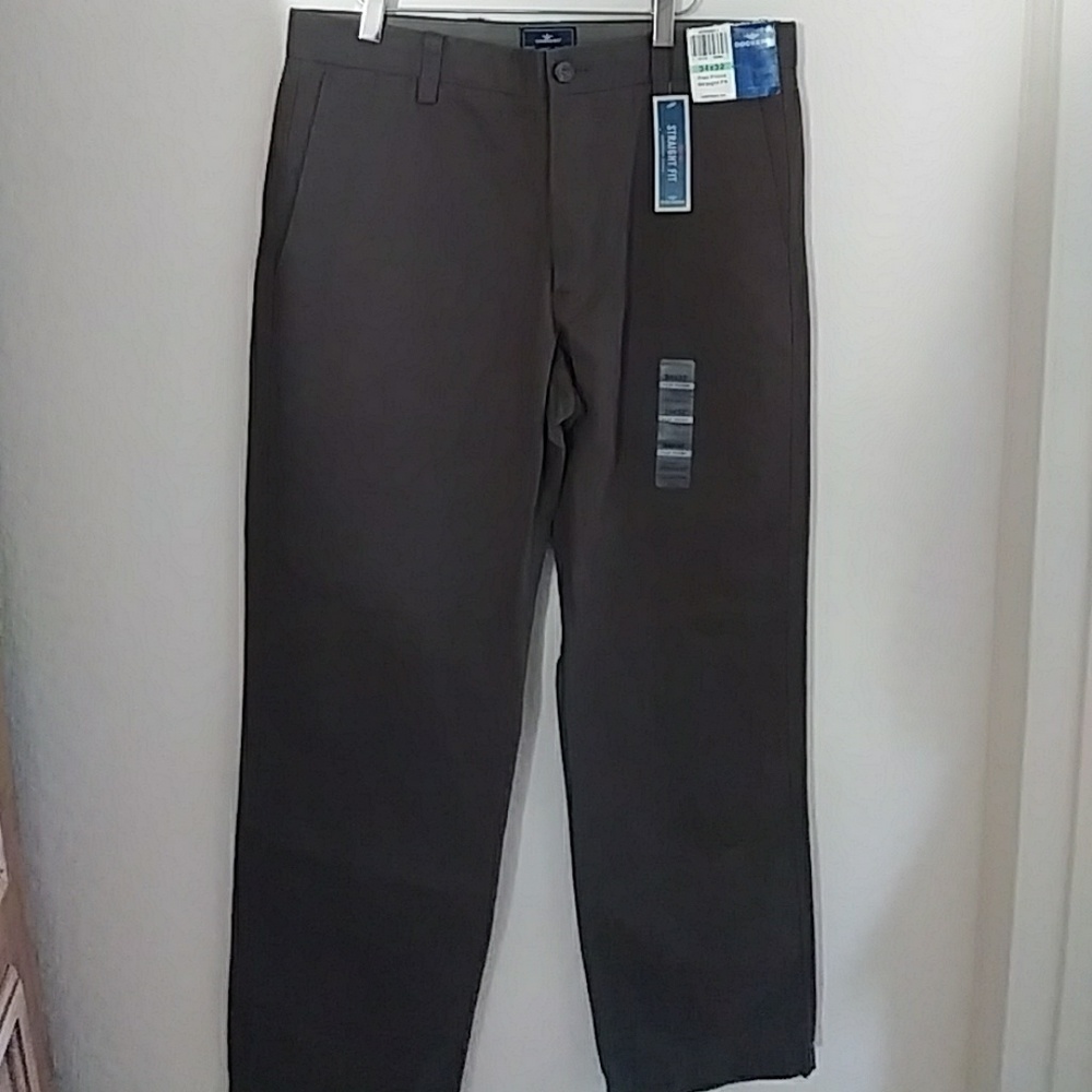 Dockers men pants.
